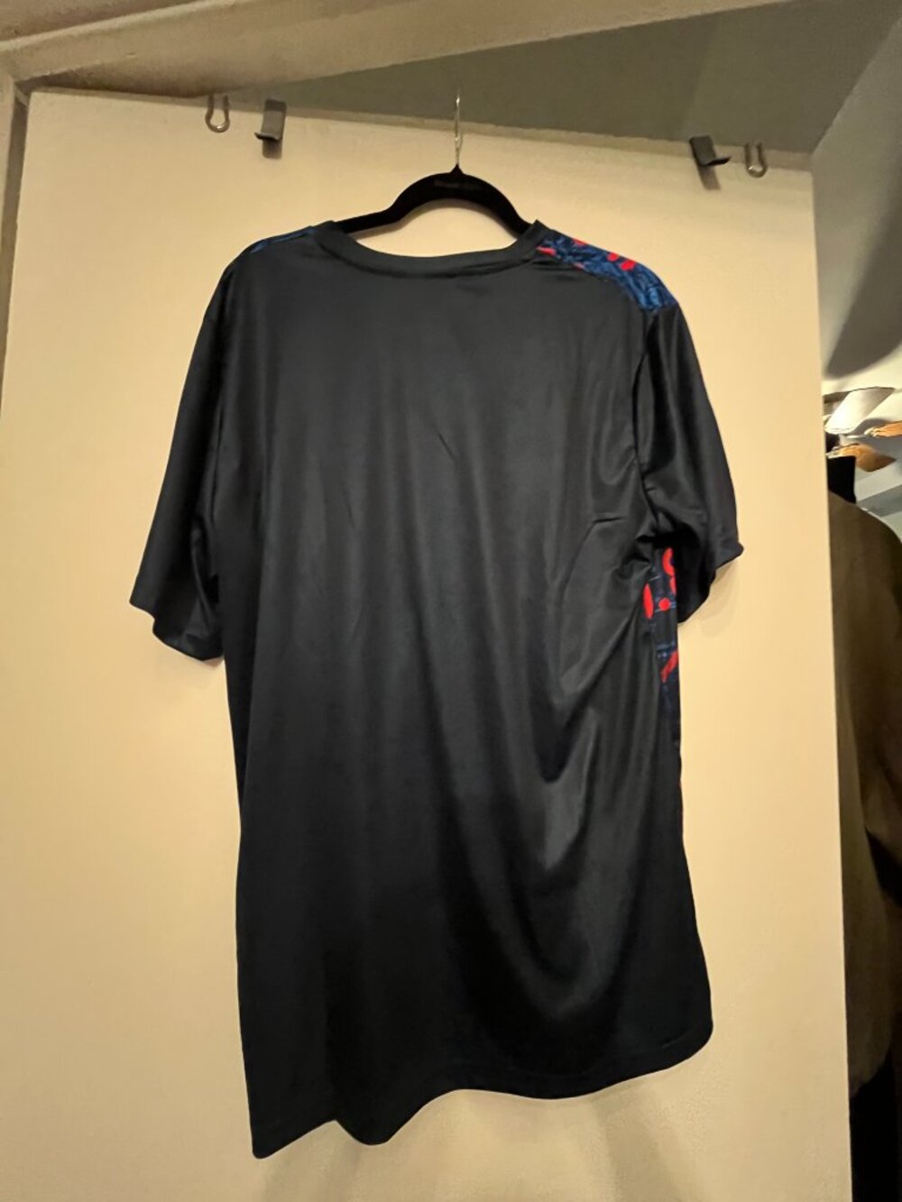 USA Soccer shirt (Size Large)  (NWT) - Picture 5 of 9
